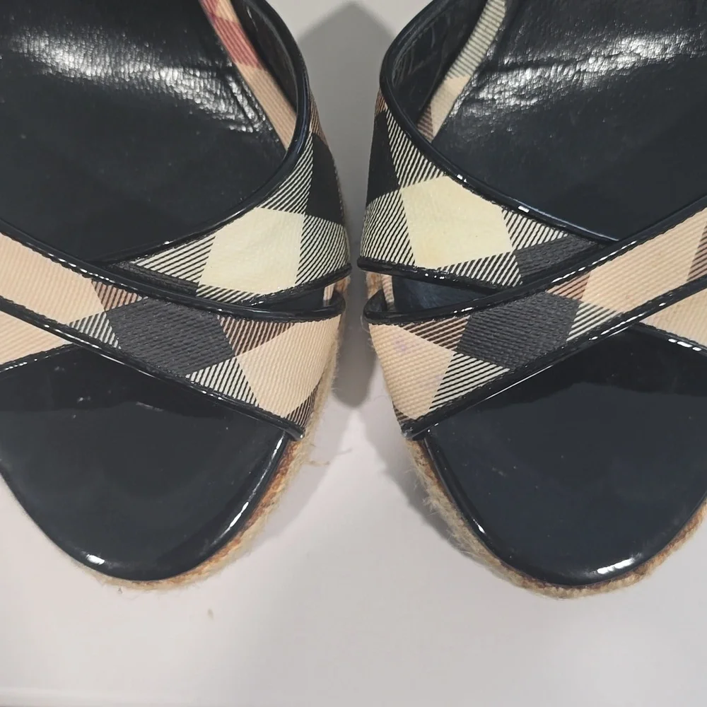 Burberry Plaid Wedge Sandals Espadrilles Size 39 with Box - Picture 6 of 16
